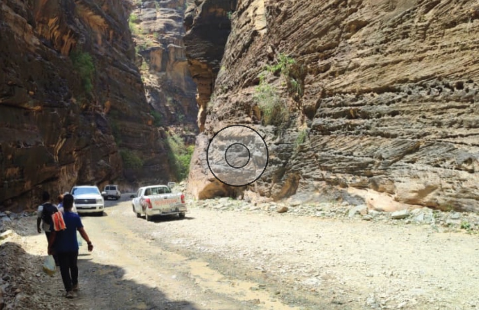 യെമൻ അതിർത്തിയിലൂടെ  നാല് ദിവസം